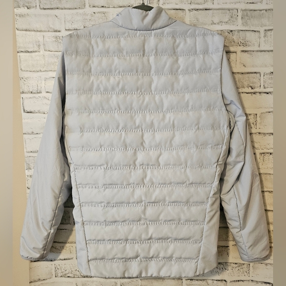 Nike womens Aeroloft jacket in size Medium. LIKE NEW! - Picture 6 of 9